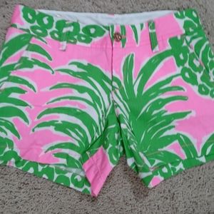 Lilly Pulitzer shorts size 4